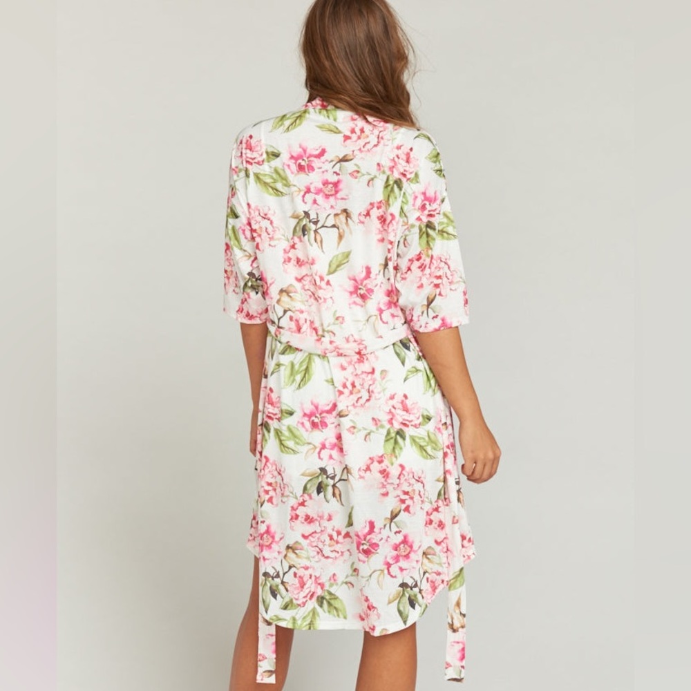 Show Me Your MuMu Brie Robe, one size floral robe for home or pool/beach - Picture 4 of 16